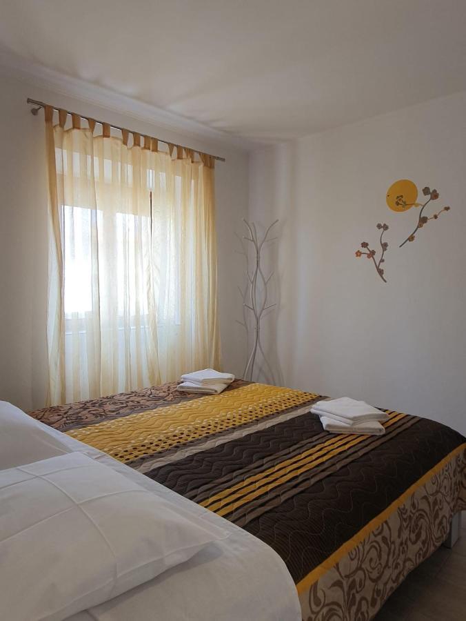 Apartman Mi Nerezine Exteriör bild