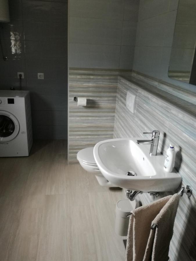 Apartman Mi Nerezine Exteriör bild